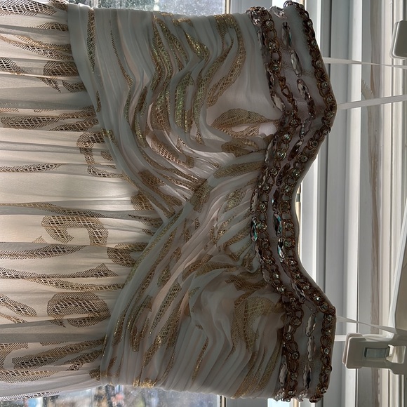 White with Gold detail prom dress - Picture 4 of 4